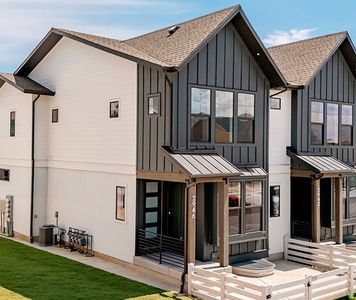 2908 N Lone Pine St #734