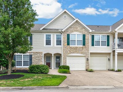 Property at 2019 Commons Circle Drive, Batavia, OH