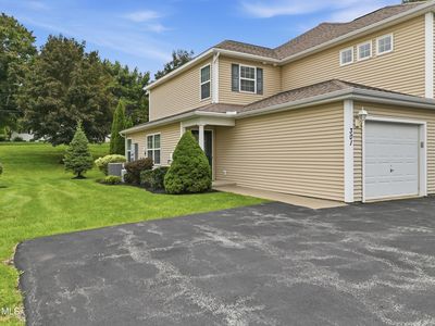 301 Royale Court