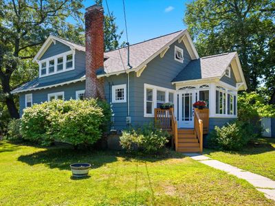 3 Maxham Avenue