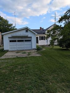105 W High St