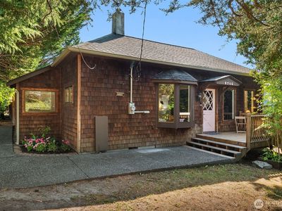 9705 SW Burton Drive