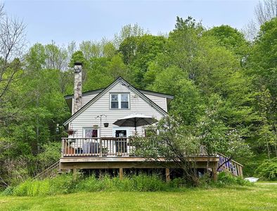 145 White Roe Lake Road