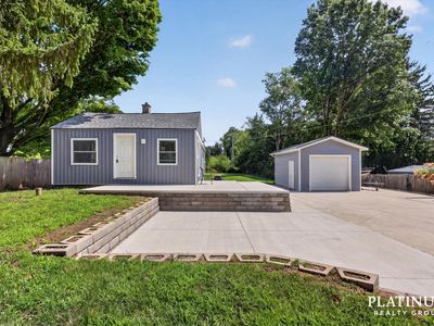 9106 Byron Center Ave SW
