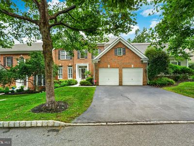 125 Camelot Ln
