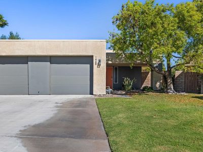 1468 Sunflower Cir N