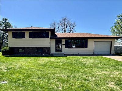 29 Circle Dr