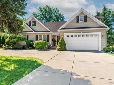 1189 Maple Rd