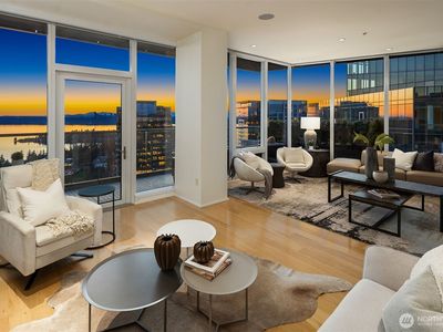 10700 NE 4th Street #4102