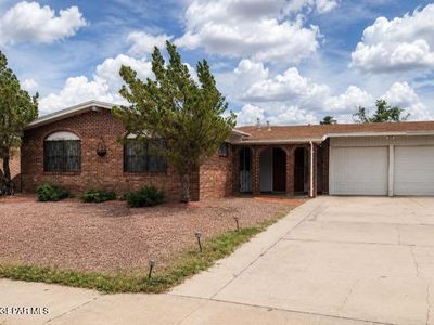 10140 Renfrew Dr