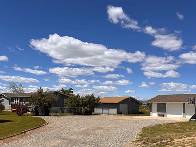 2910 Herrin Rd