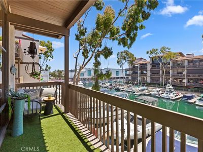 5226 Marina Pacifica Dr N