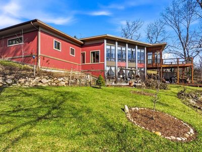 621 Violet COURT
