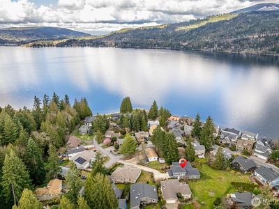 51 North Point Drive