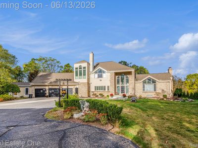 5772 N Rochester Rd