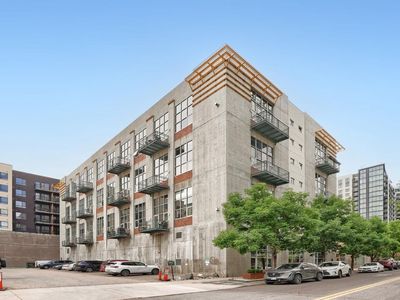 1050 Cherokee St #401