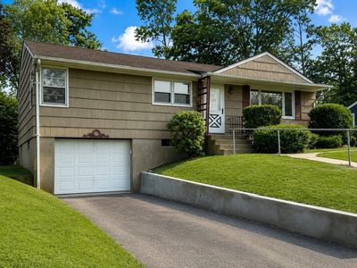 185 Gardens Dr