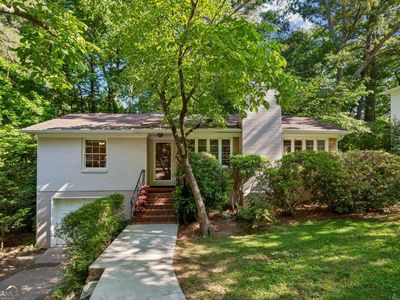 681 Upton Rd NW