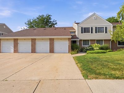 Property at 938 Hidden Lake Dr #938, Buffalo Grove, IL