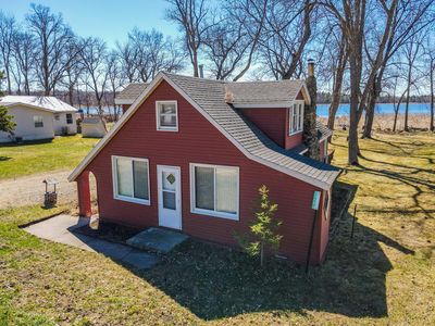 39584 Twin Lakes Rd