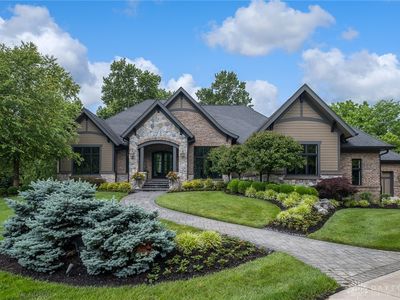 2081 Forest Bend Dr