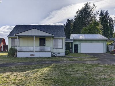 807 Cedar St
