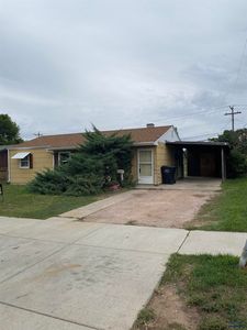 2706 Ivy Ave