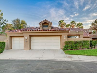 8236 Round Hills Cir