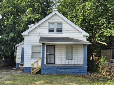 12512 Rexford Ave