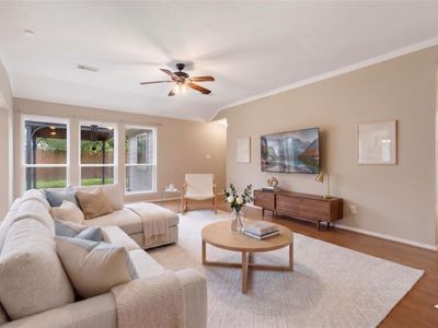 1431 W Welsford Dr
