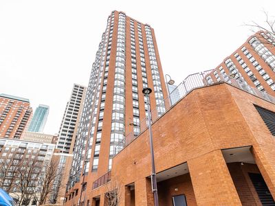 899 S Plymouth Ct APT 1005