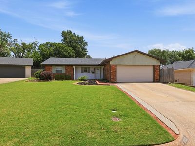 3608 Glenmanor Cir