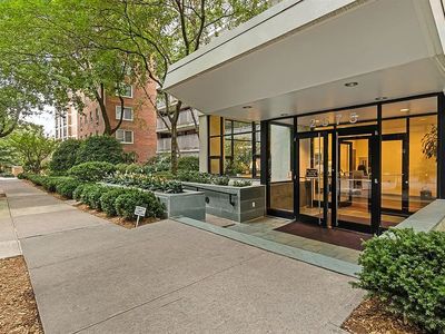 2575 Palisade Ave APT 2G