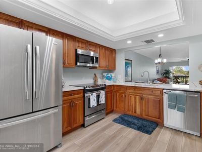 3351 Twin Lakes Terrace UNIT 203