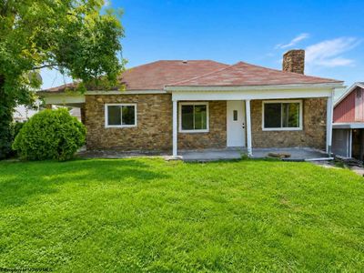 1529 Fairmont Ave