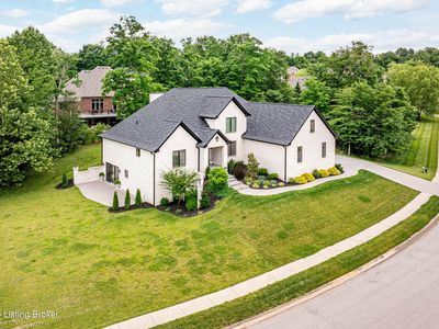 3506 Charlevoix Ct
