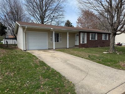Property at 2810 Orchid Ct, Highland, IL