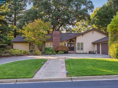 2165 Canyon Oak Ln