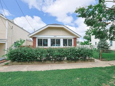 1681 Kahn Ave