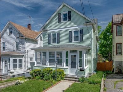 312 Bay Street