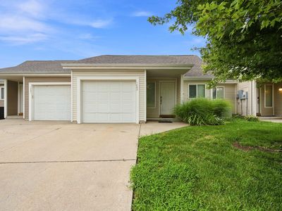 Property at 1405 Sundance Dr, Manhattan, KS