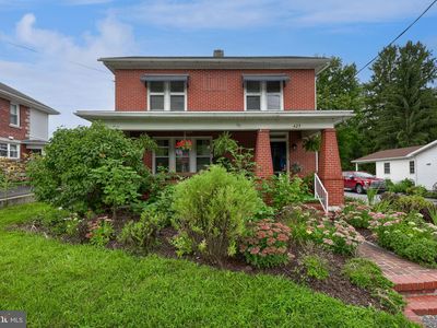 429 W Main Ave