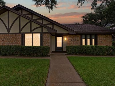 903 Green Rock Dr