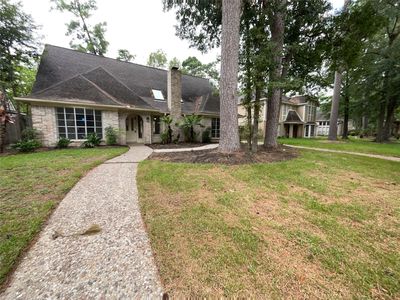 2027 Riverlawn Dr