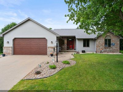 W2585 Oakbrook Ct