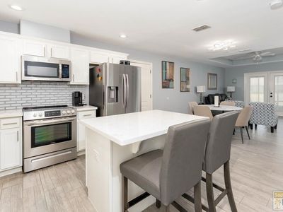 26 Augusta Dr W