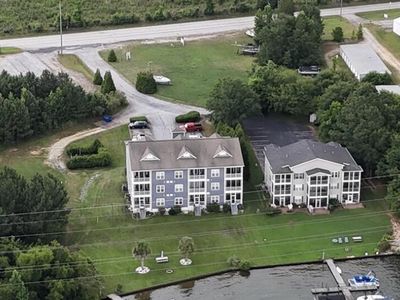 101 Bomber Ct