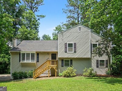 3985 Lookout Point Dr