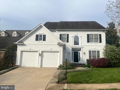 5276 Winter View Dr