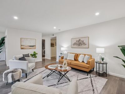 3350 La Mesa Dr APT 4